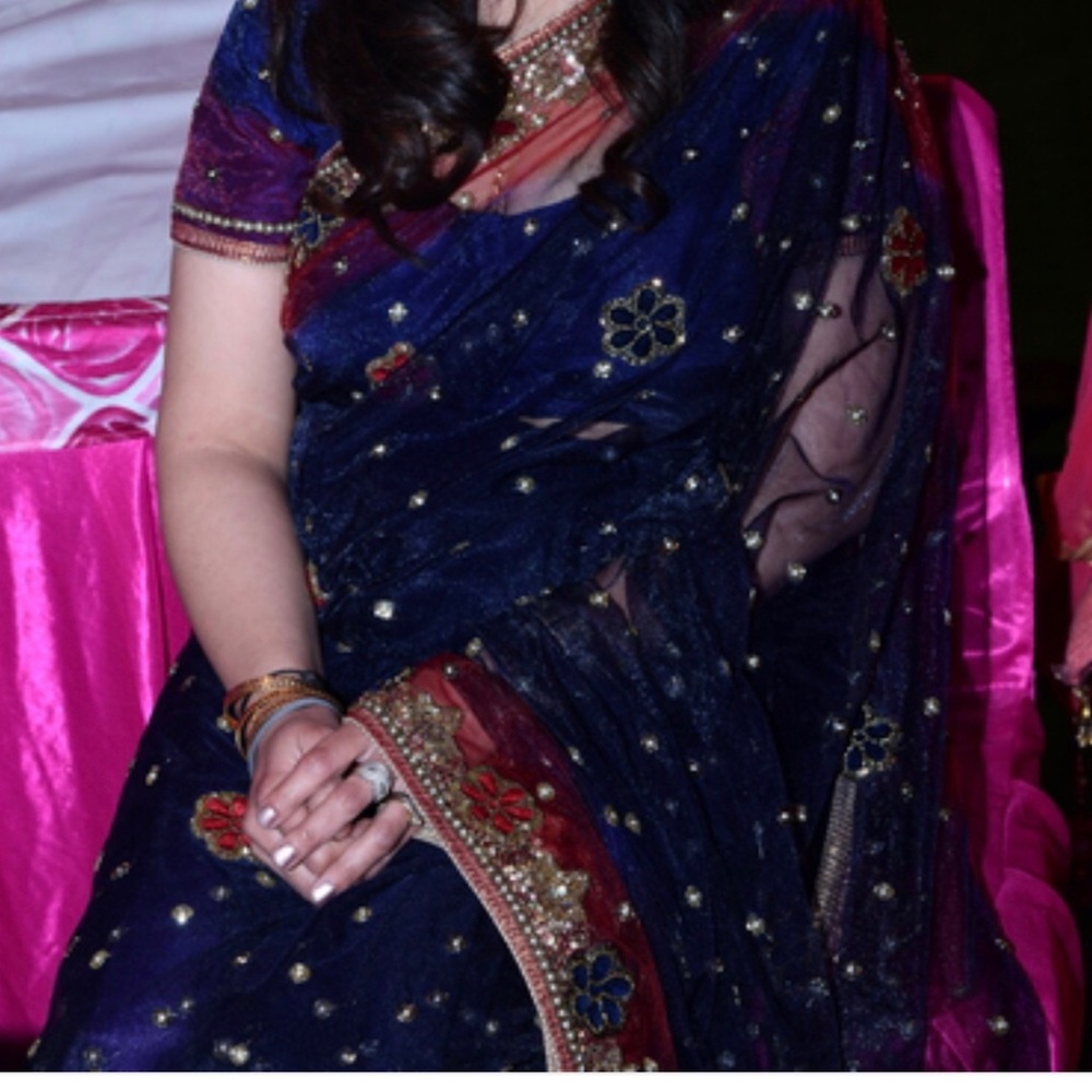 Net saree